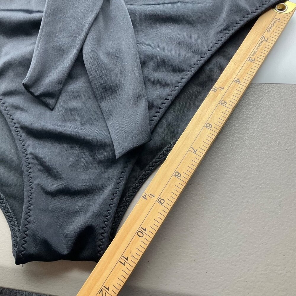 Fabletics Scoop Tie Back/Front Shaping Slimming One-Piece Swimsuit Minimalist - Picture 6 of 16